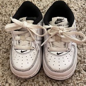 Toddler Air Force 1s.